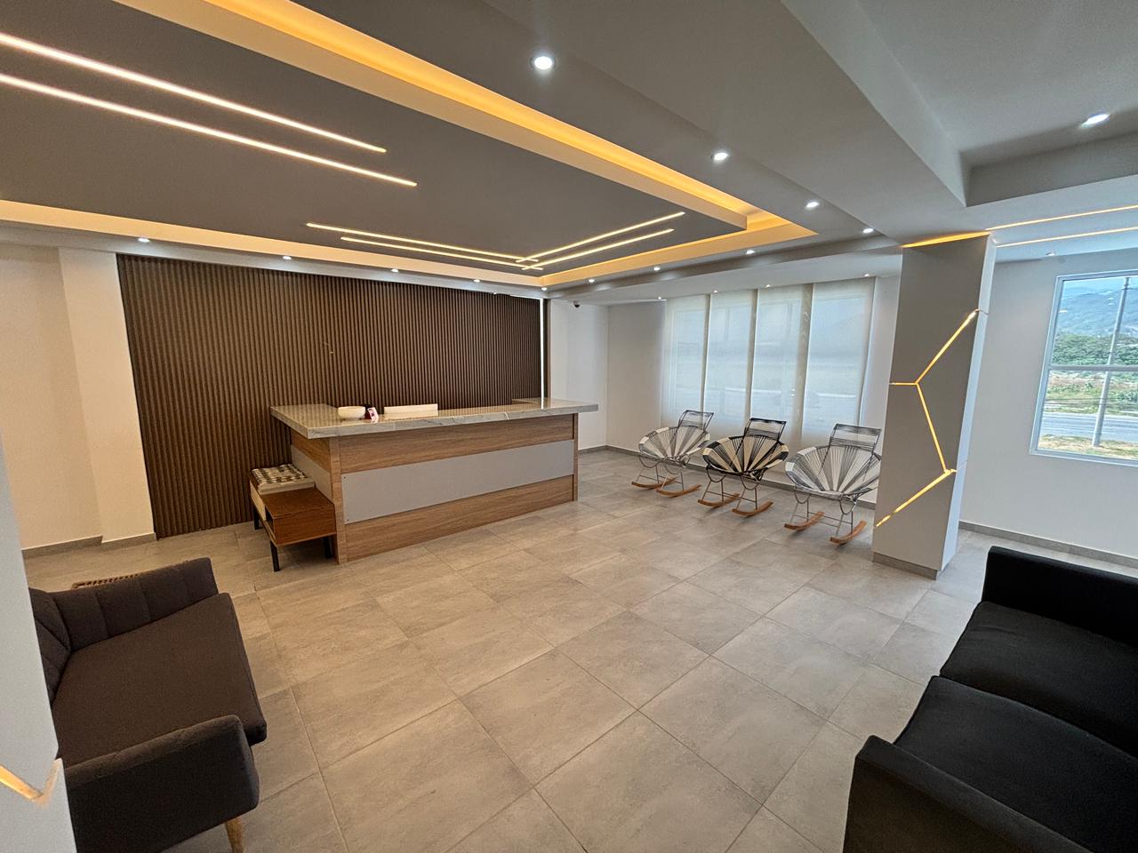 Lobby del Hotel Logístico Santa Marta